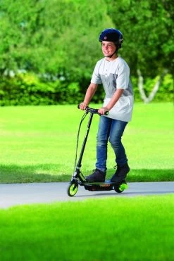 Step Razor Electric: Power Core E90 Groen -Kinderspeelgoed Winkel razor step razor electric power core e90 groen 7