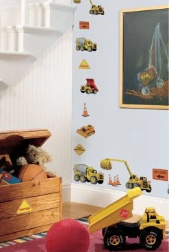 Muursticker Roommates: Under Construction 25x45 Cm